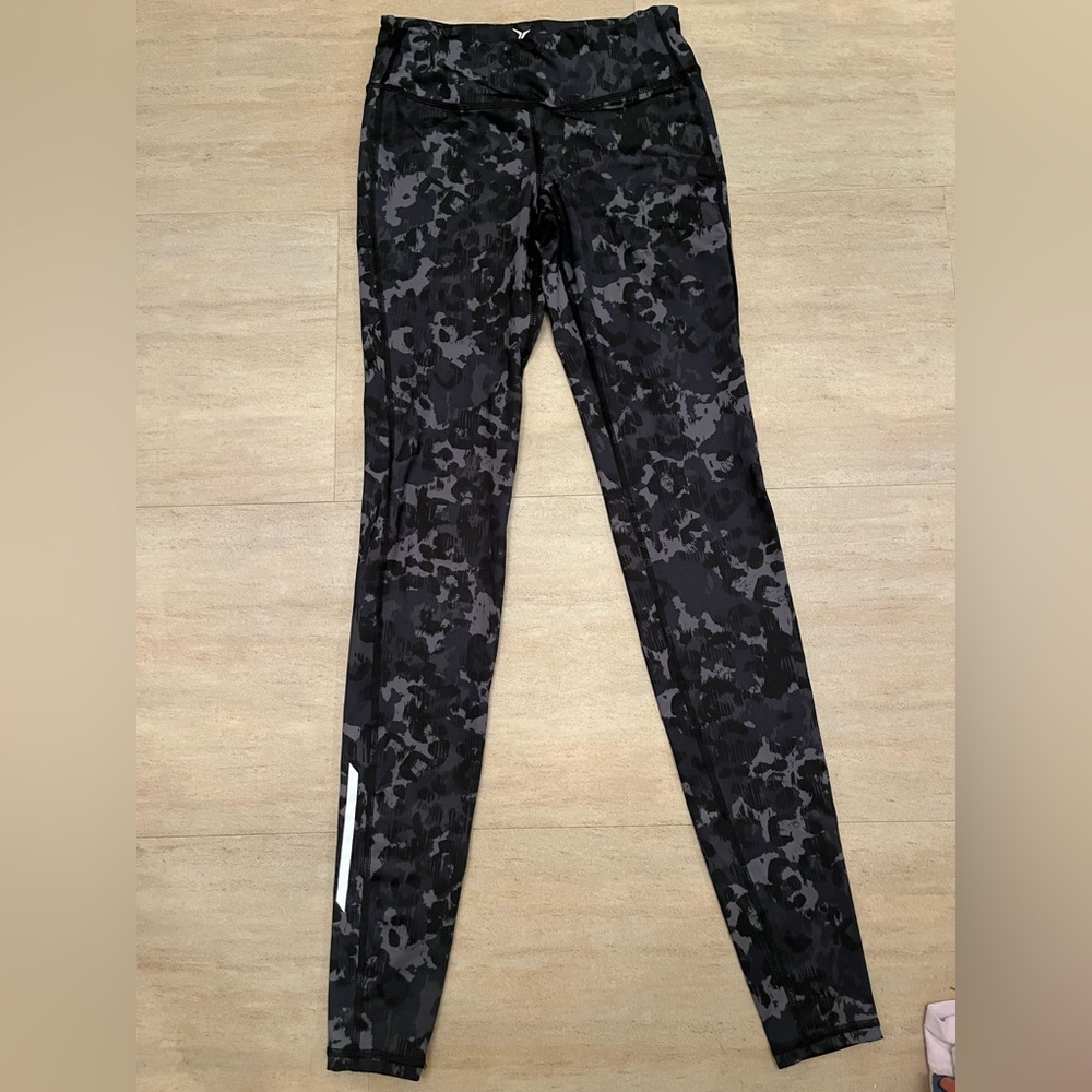 old navy active leggings